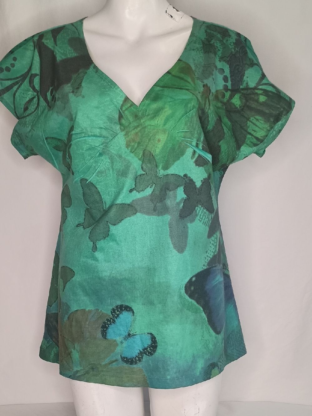 Cato Women's Size Large Butterfly-Print V-Neck Tunic Babydoll Blouse Gremlincore